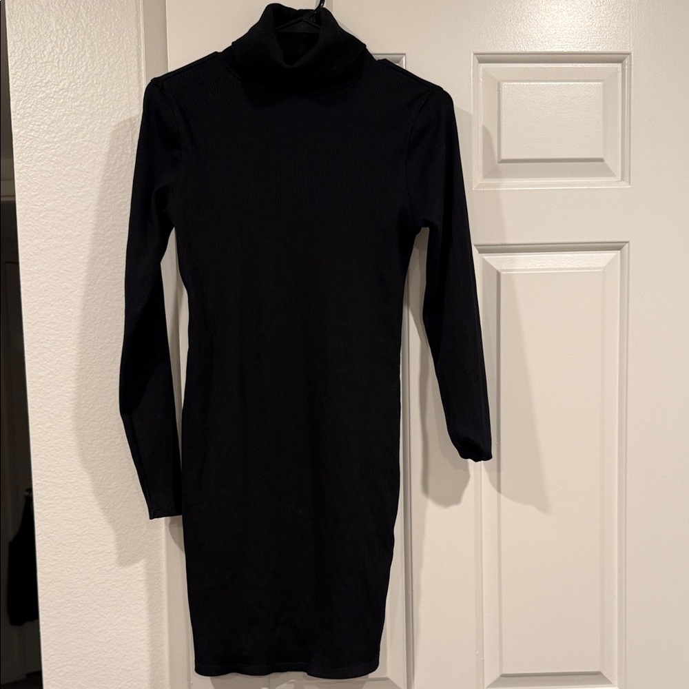 Wild Fable Black Long Sleeve Dress